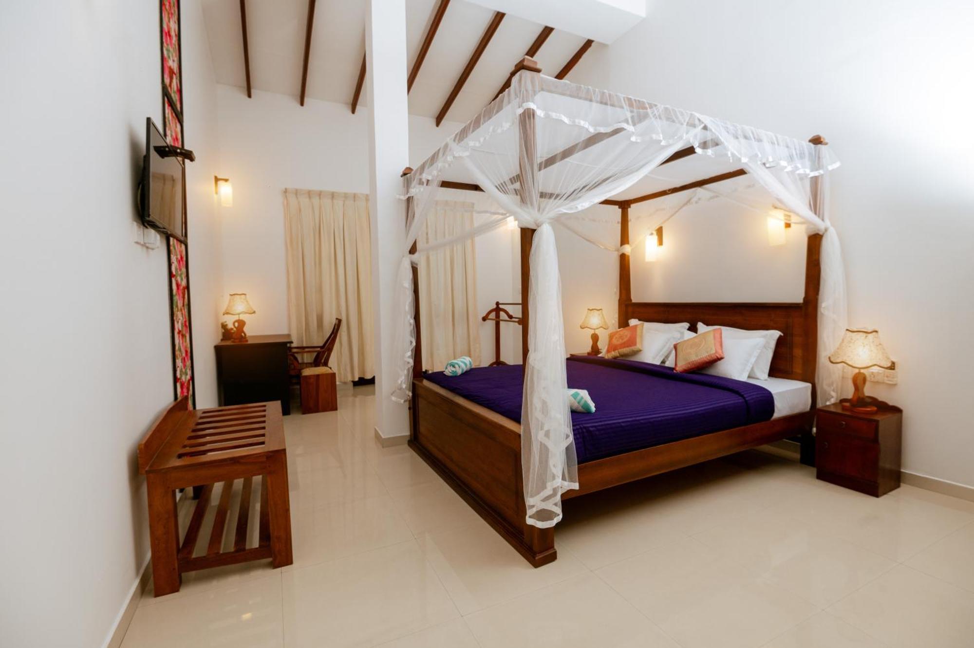 Prince Beach Hotel Бентота Экстерьер фото